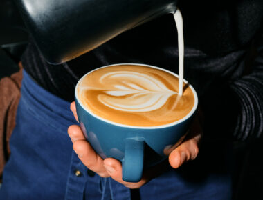 Où boire un café près du Canal Saint-Martin ? Nos meilleurs coffee-shops