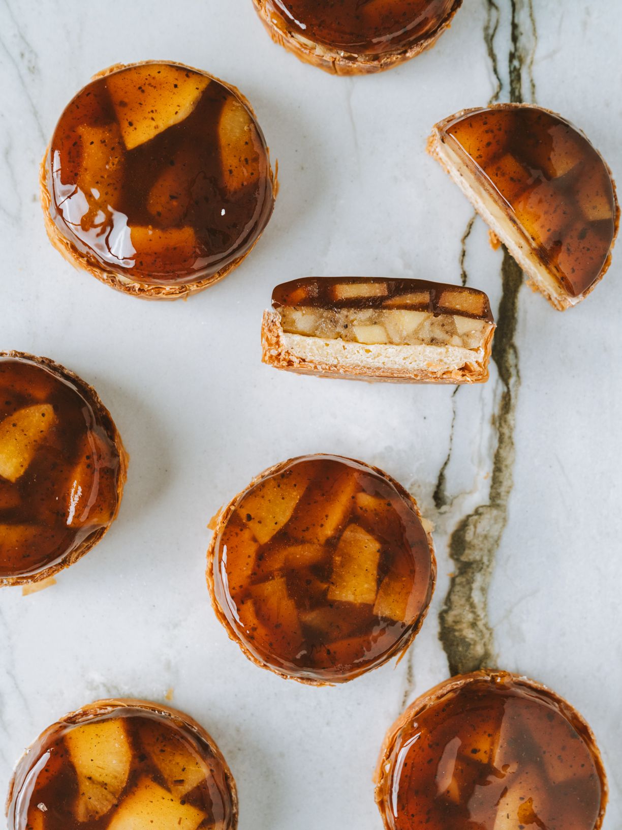 La Tarte tatin aux coings de Maison Aleph, l'une des meilleures de Paris © Joann Pai